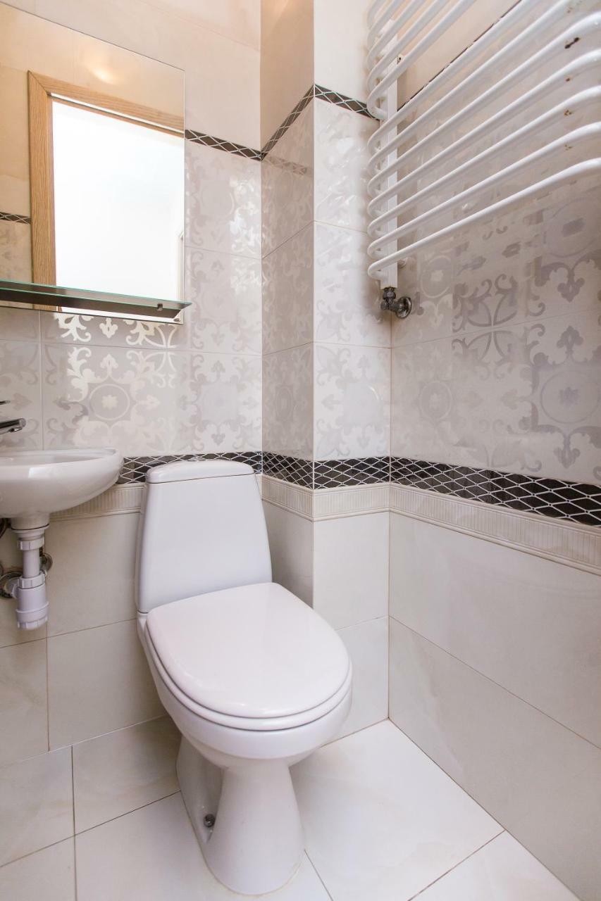 3 Rooms Apartments In The City Centr Lviv Exterior foto
