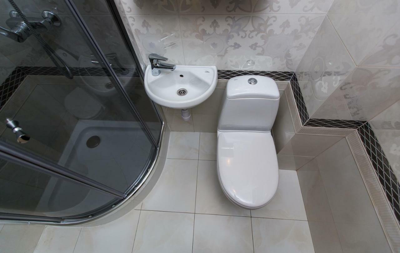 3 Rooms Apartments In The City Centr Lviv Exterior foto