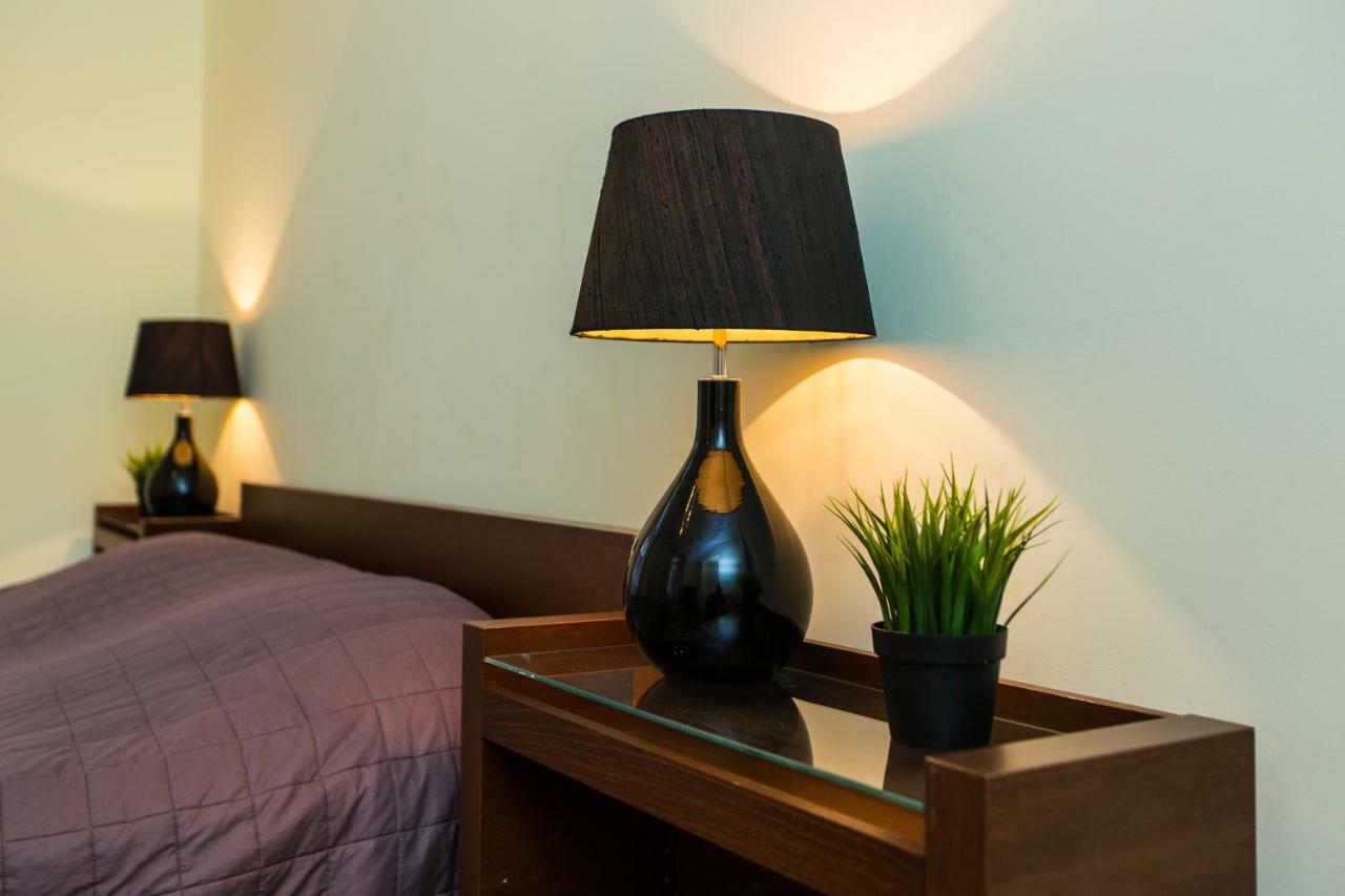 3 Rooms Apartments In The City Centr Lviv Exterior foto